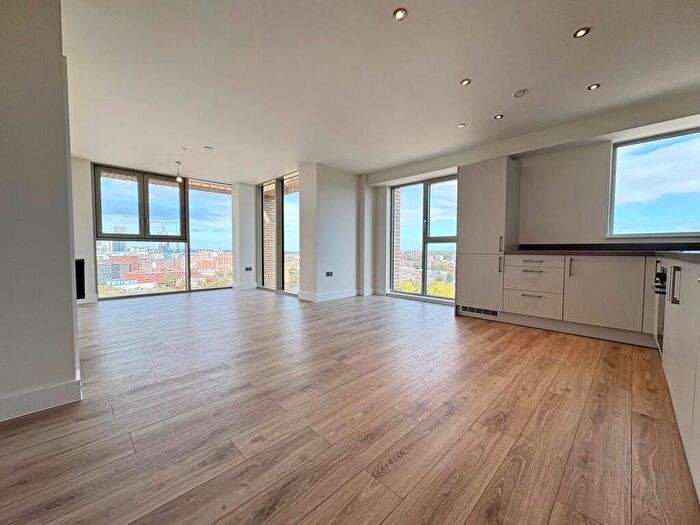1 Bedroom Apartment To Rent In Bristol Street, Birmingham, B5