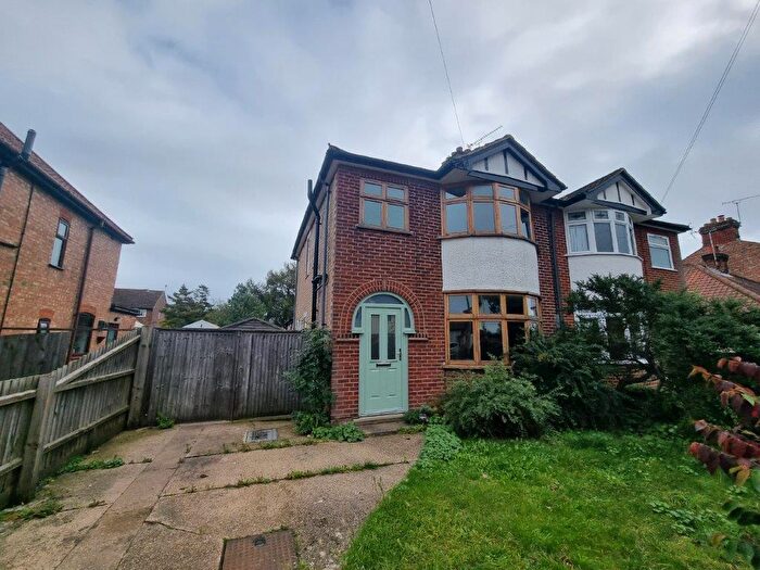 3 Bedroom Semi-Detached House To Rent In Leopold Road, Ipswich, IP4
