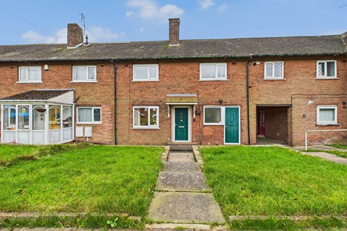 3 Bedroom Terraced House To Rent In Lowedges Drive, Sheffield, S8