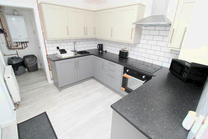 4 Bedroom Terraced House To Rent In Park Street, Treforest, CF37