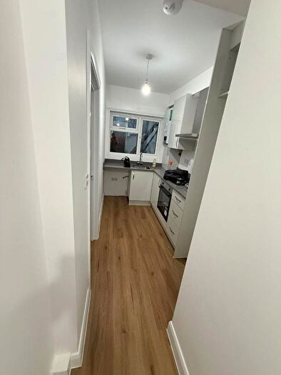 Studio To Rent In Ivanhoe Road, Hounslow, TW4