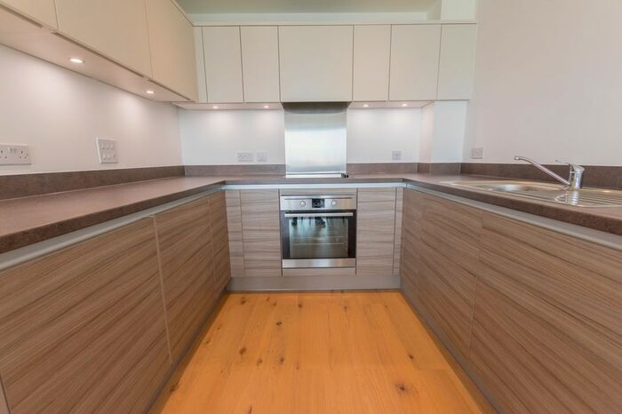 2 Bedroom Flat To Rent In Orion, The Boardwalk, BN2