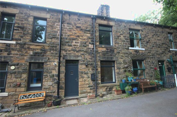 2 Bedroom Terraced House To Rent In Midgrove, Delph, Oldham, Greater Manchester, OL3