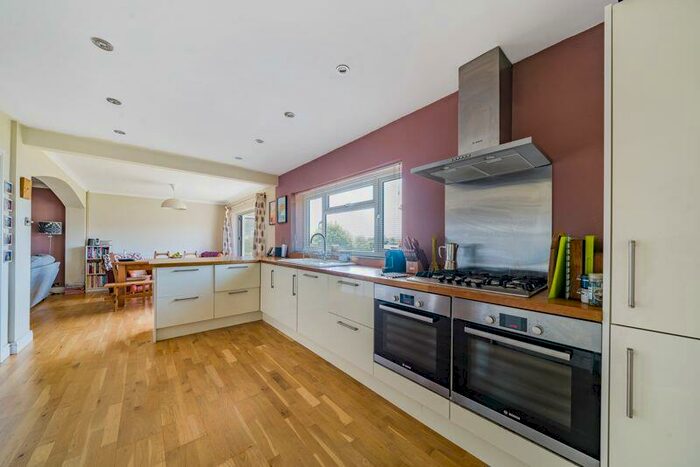 4 Bedroom Detached House To Rent In Duchess Road, Monmouth, NP25