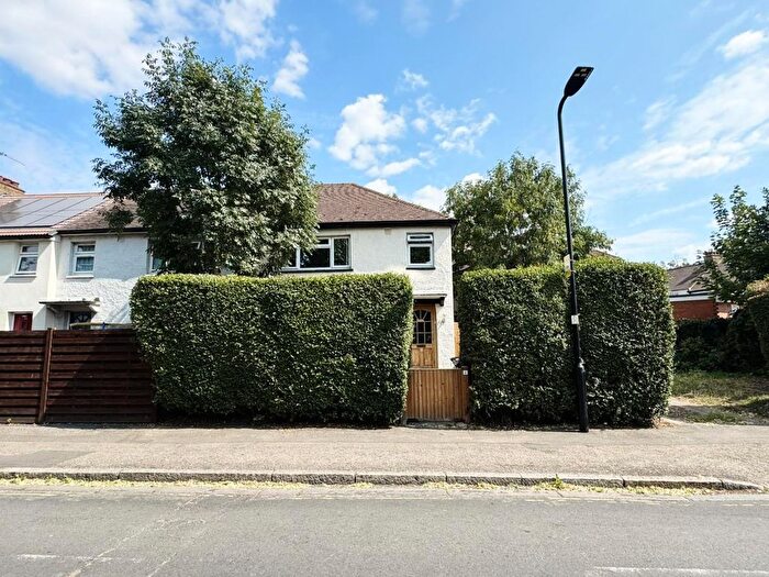 3 Bedroom End Of Terrace House To Rent In Cedar Grove, W5