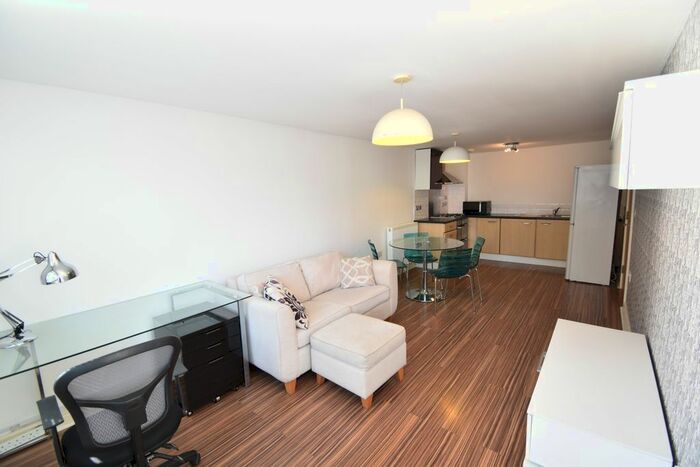 1 Bedroom Flat To Rent In @ Drakes, Ebrington Street, Plymouth, PL4