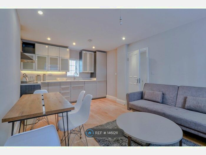 2 Bedroom Flat To Rent In Balcombe Street, London, NW1