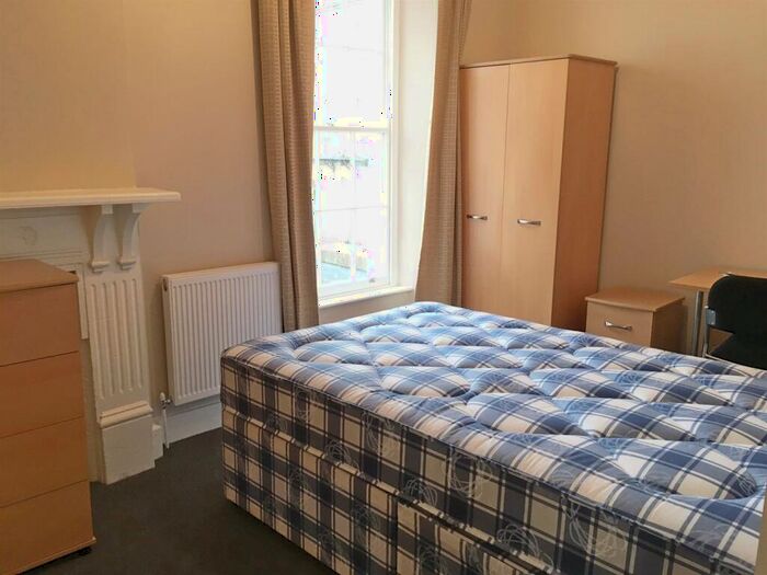 1 Bedroom House To Rent In Royal York Crescent, Clifton, BS8