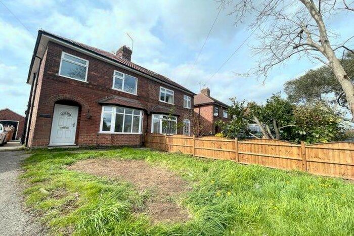 3 Bedroom Semi-Detached House To Rent In Beeston, Nottingham, NG9