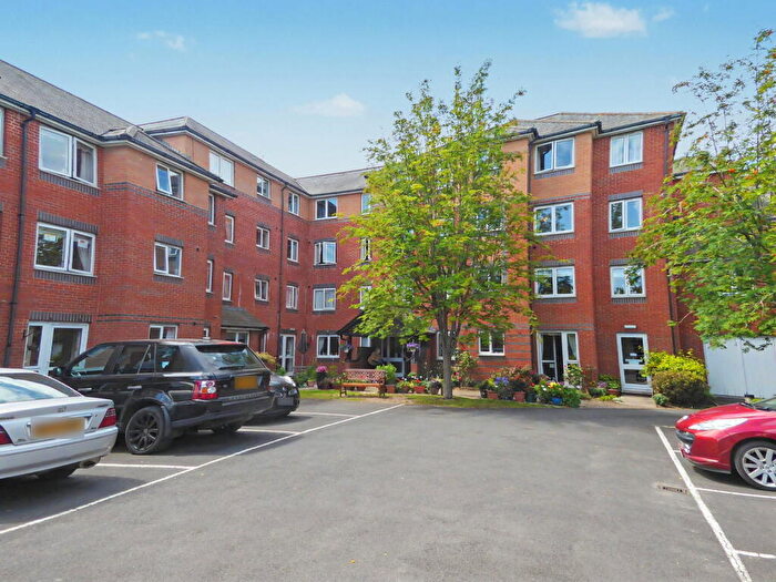 1 Bedroom Flat For Sale In Britannia Road, Banbury, OX16