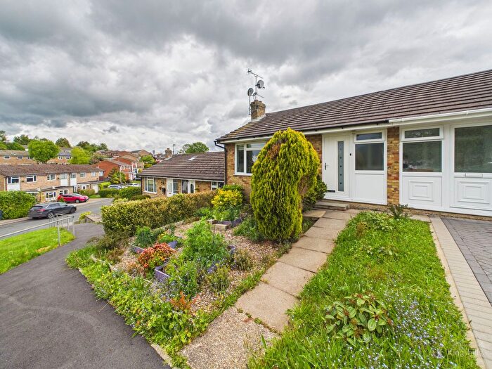 1 Bedroom Terraced Bungalow For Sale In Georges Hill, Widmer End, High Wycombe, Buckinghamshire, HP15