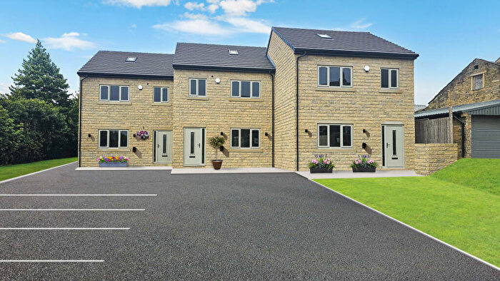 4 Bedroom End Of Terrace House For Sale In Keighley Road, Back Lane, Halifax, HX2