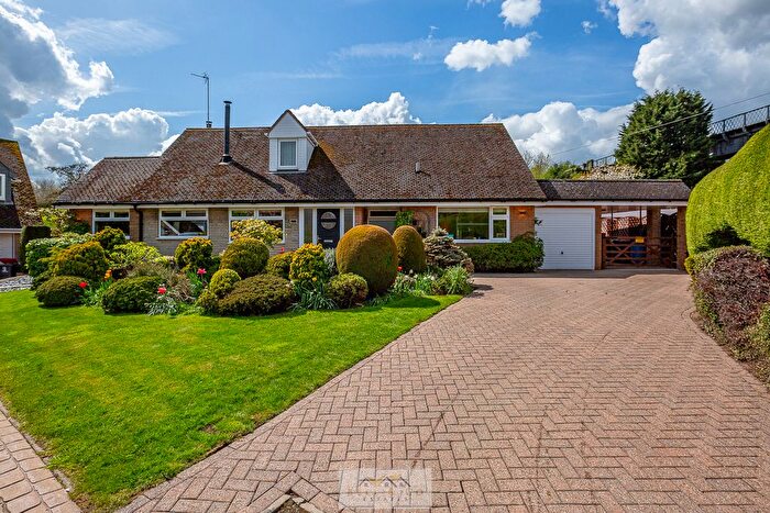 4 Bedroom Detached House For Sale In Mill Close, Brookhouse, Sheffield, S25