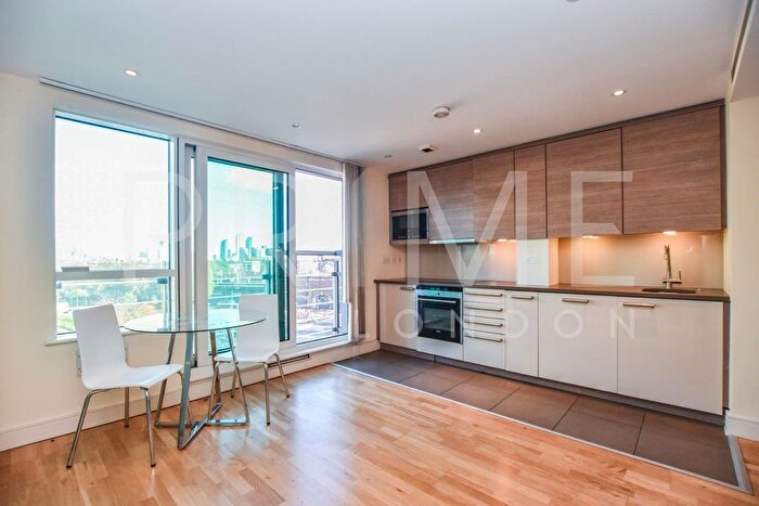 Studio To Rent In Anchor House, St George Wharf, London, SW8