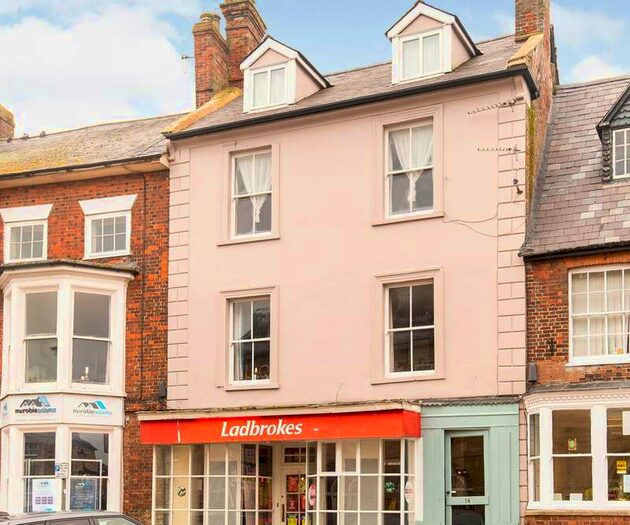 1 Bedroom Apartment To Rent In Market Place, Brackley, NN13