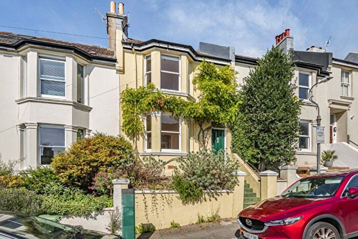 3 Bedroom Terraced House To Rent In Crescent Road, Brighton, BN2