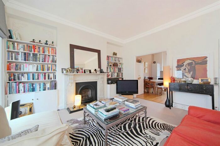 3 Bedroom Flat To Rent In Portland Road, London, W11