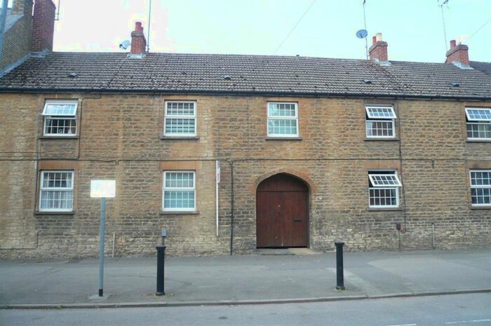 2 Bedroom Terraced House To Rent In Brook Street, Raunds, Wellingborough, NN9