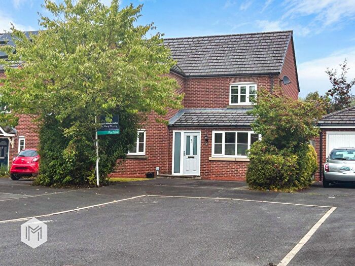 4 Bedroom Detached House For Sale In Whitington Close, Bolton, BL3