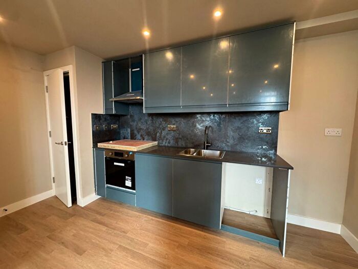 1 Bedroom Flat To Rent In Croydon, CR0