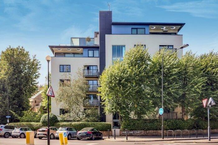 2 Bedroom Flat To Rent In Addison Road, Holland Park, W14