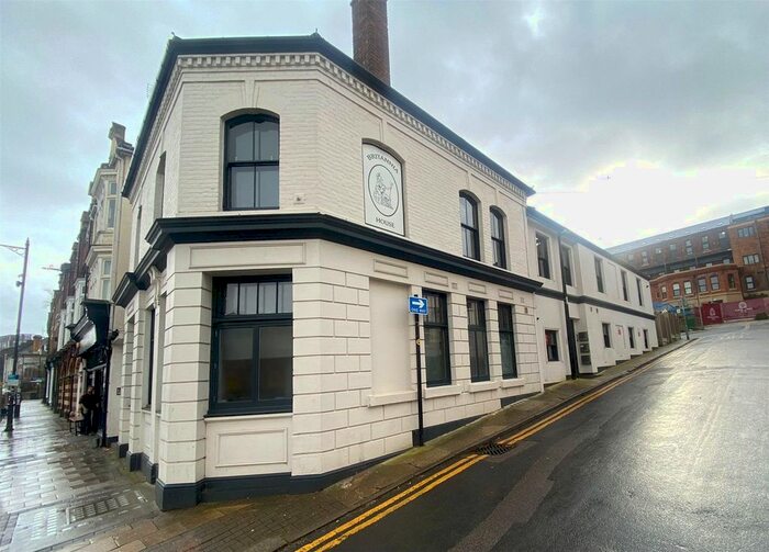 2 Bedroom Flat To Rent In Hospital Lane, Rochester, Kent, ME1