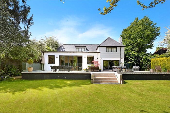 4 Bedroom Detached House For Sale In Green Lane, Littlewick Green, Maidenhead, Berkshire, SL6