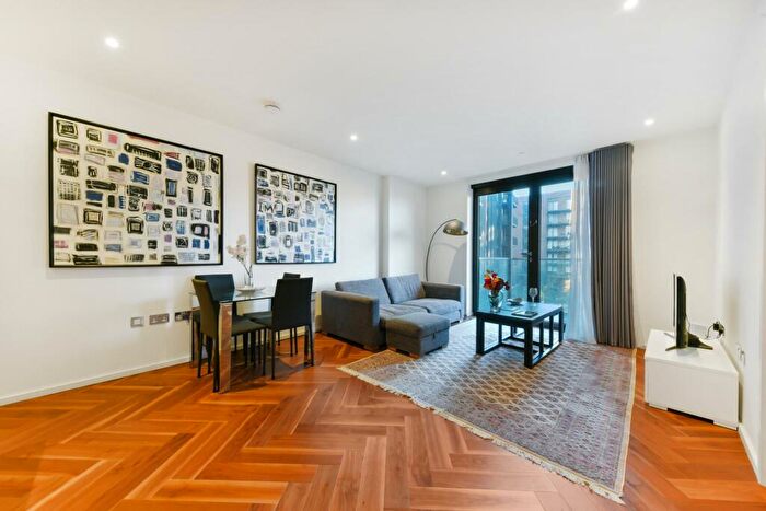 1 Bedroom Flat For Sale In Ambassador Building, Embassy Gardens, Nine Elms, SW11