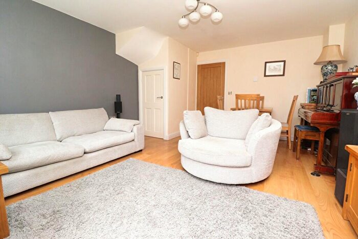 2 Bedroom Semi-Detached House For Sale In Hodson Close, Skellingthorpe, LN6