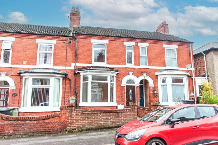 3 Bedroom Terraced House To Rent In Gisburne Road, Wellingborough, NN8
