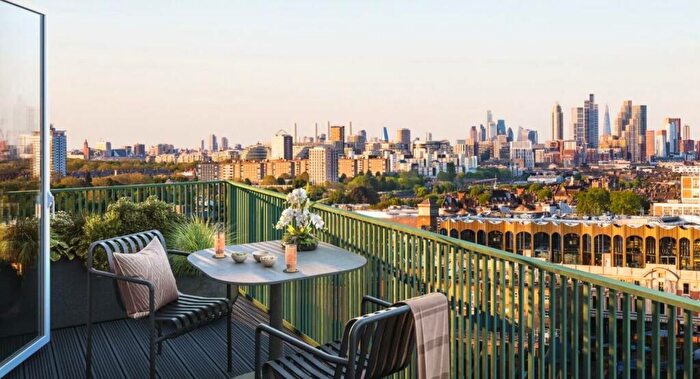 1 Bedroom Apartment For Sale In One Clapham Junction, Nine Elms, SW11