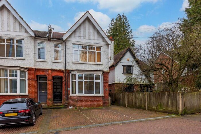 2 Bedroom Flat To Rent In London Road, Sevenoaks, TN13