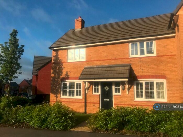 3 Bedroom Semi-Detached House To Rent In Blackthorn Crescent, Northampton, NN6