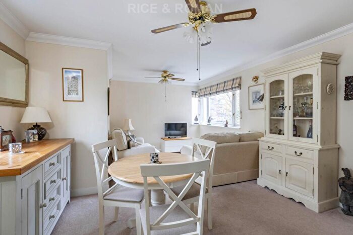 2 Bedroom Retirement Property For Sale In Manor Place, Walton On Thames, KT12