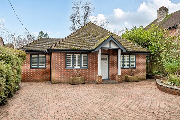 4 Bedroom Detached House For Sale In New Road, Wormley, Godalming, GU8