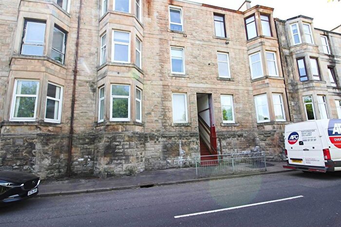 2 Bedroom Flat For Sale In Springhill Road, Port Glasgow, PA14