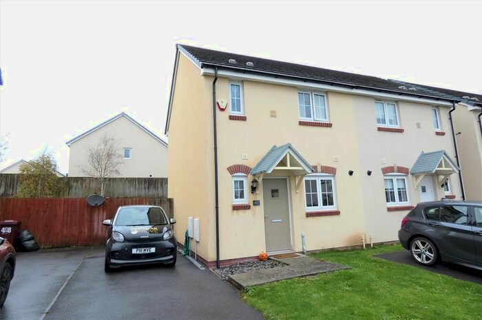 2 Bedroom Semi-Detached House To Rent In Belfrey Close, Hubberston, Milford Haven, SA73