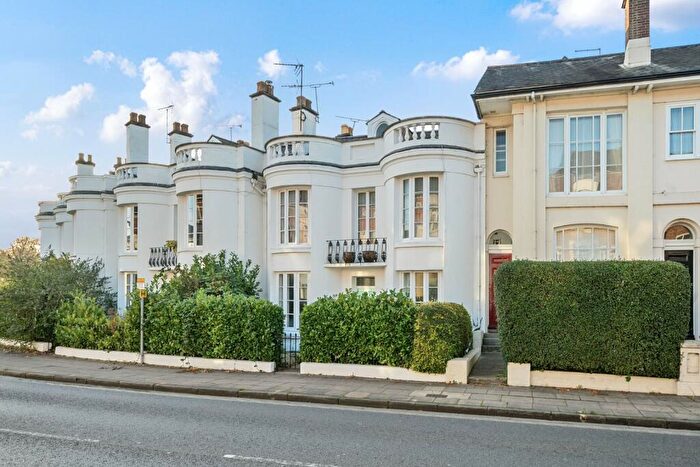 1 Bedroom Flat For Sale In Eastgate Street, Winchester, Hampshire, SO23