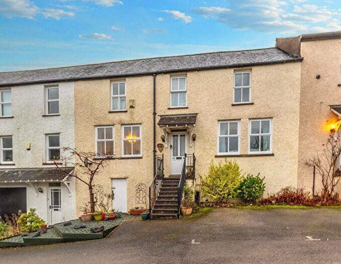 2 Bedroom Maisonette For Sale In Strickland Court, Kendal, LA9