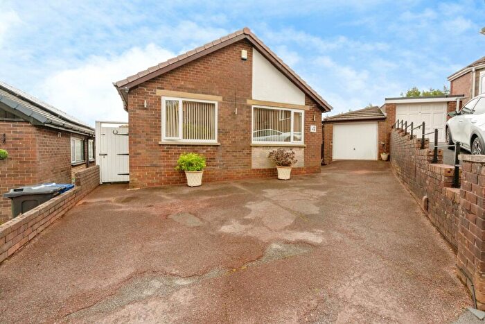 3 Bedroom Bungalow For Sale In Glendale Close, Burnley, Lancashire, BB11