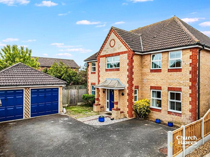 5 Bedroom Detached House For Sale In Curlew Avenue, Mayland, CM3