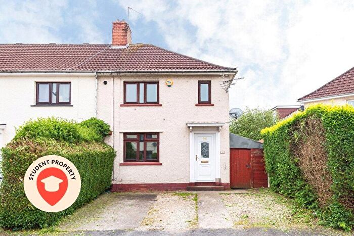 3 Bedroom Semi Detached House To Rent In Lydney Road, Southmead, Bristol, Bristol, BS10