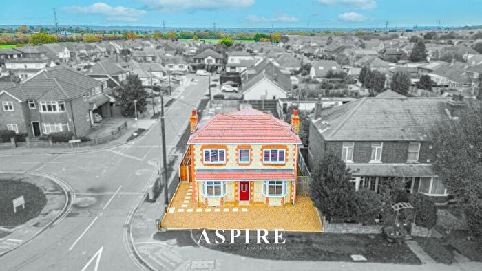 4 Bedroom Detached House For Sale In London Road, Benfleet, SS7