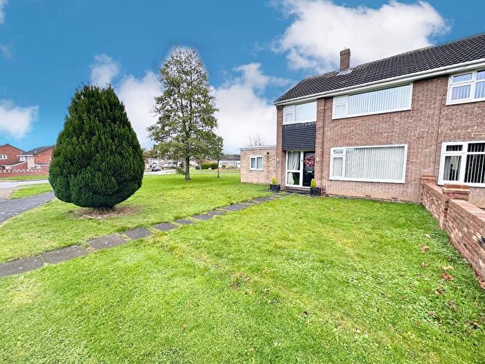 3 Bedroom Semi Detached House For Sale In Cockfield Avenue, Billingham, TS23