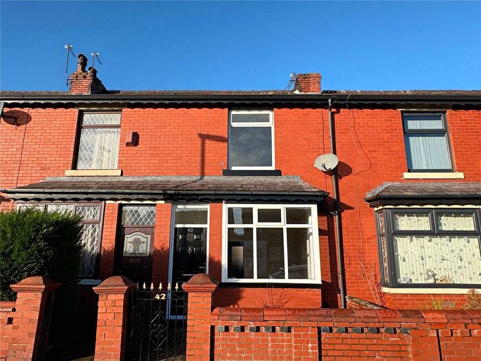 2 Bedroom Terraced House For Sale In Melton Street, Heywood, Greater Manchester, OL10