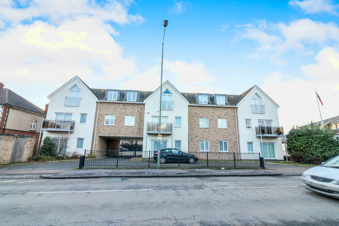 1 Bedroom Apartment To Rent In Theobald's Court, Cheshunt, EN8