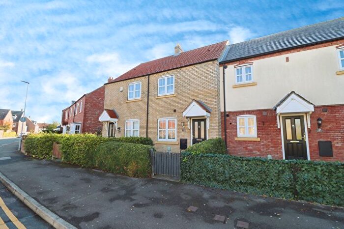 2 Bedroom Terraced House To Rent In Shinewater Park, Hull, HU7