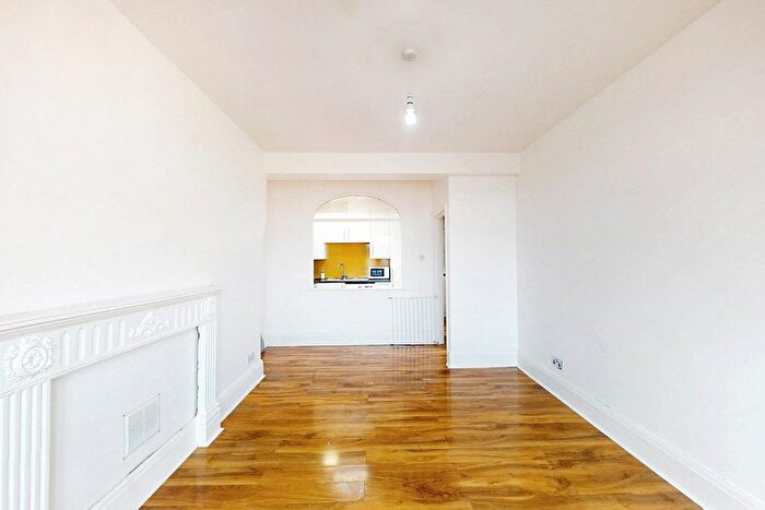 1 Bedroom Flat For Sale In Maida Vale, London, W9