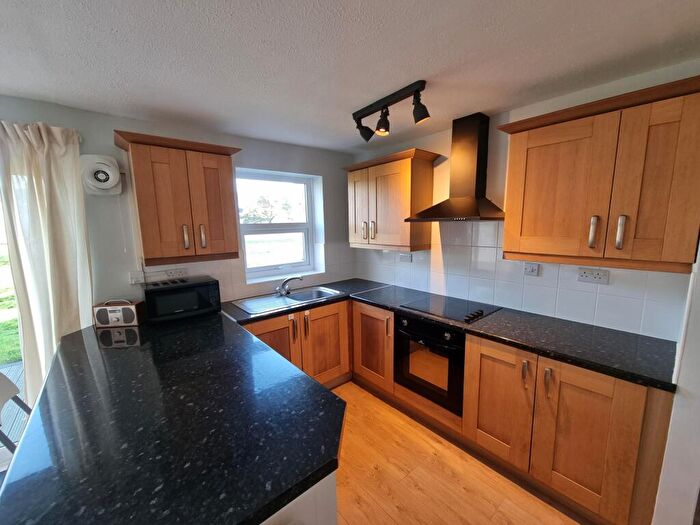 3 Bedroom Flat To Rent In Glan Gors, Harlech, LL46