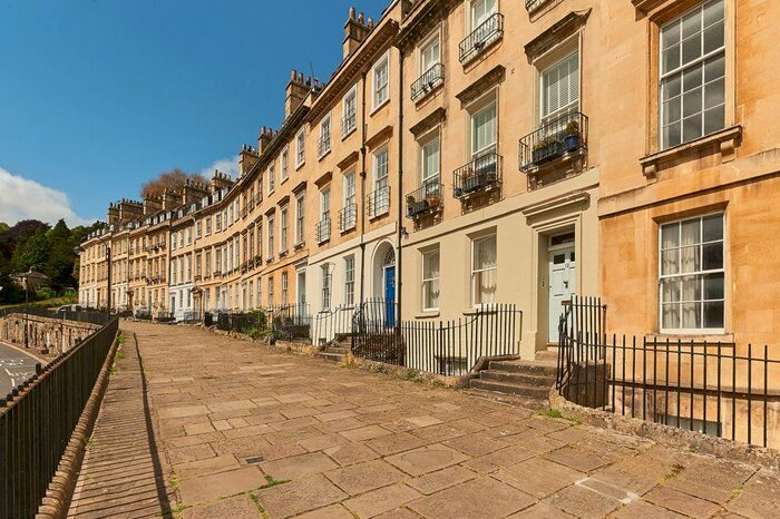 1 Bedroom Apartment To Rent In Flat, Walcot Parade, Bath, BA1